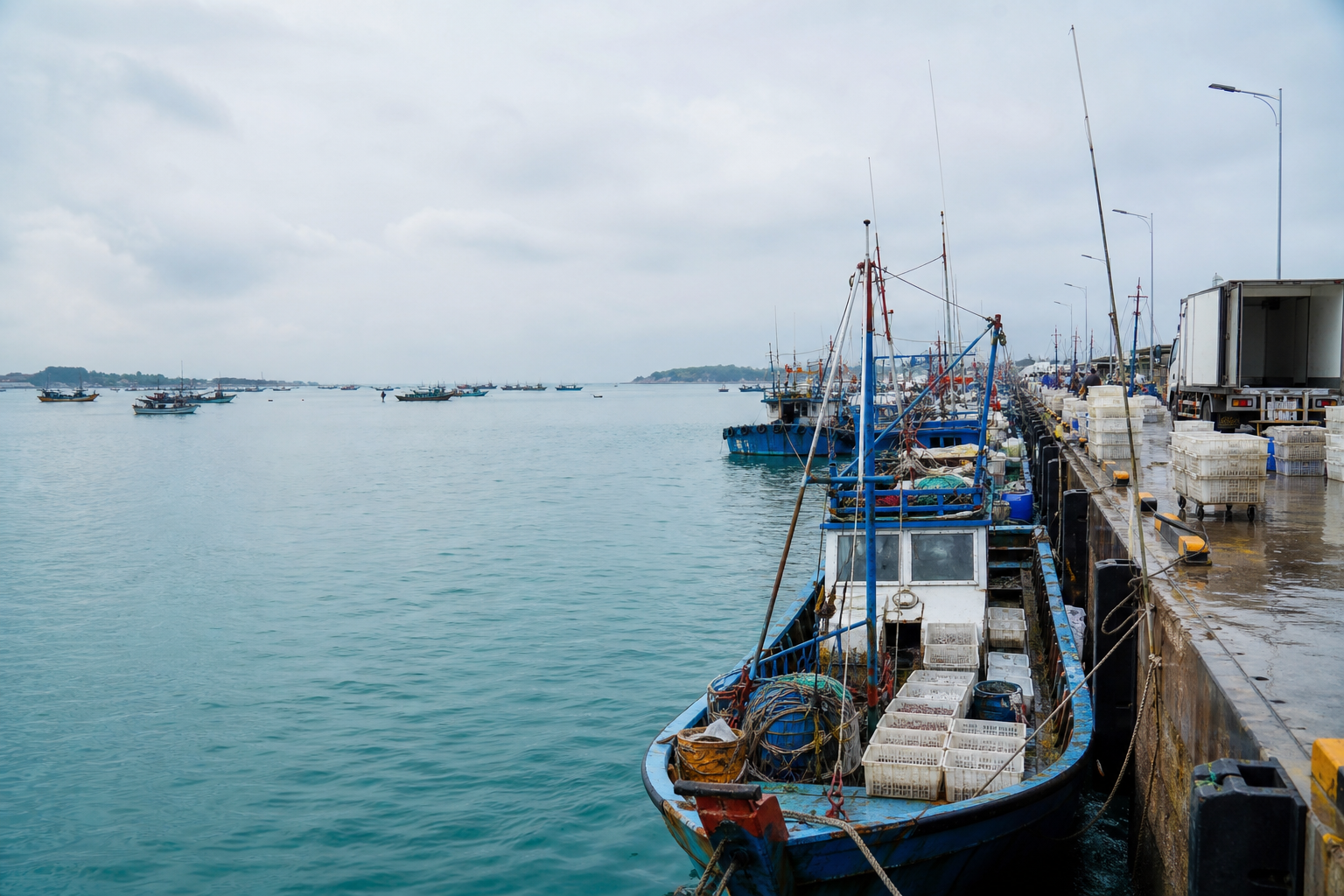 Beihai Sourcing & Buyer Representation Original editorial visual representing a Beihai-area coastal working harbor and seafood supply chain